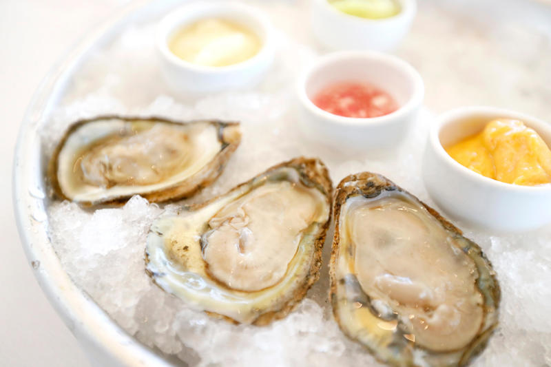 Chez Philippe, Coastal Fish Company, Erling Jensen, Felicia Suzanne's, Hen House, Itta Bena, Limelight, The Lobbyist, The Terrace at the River Inn