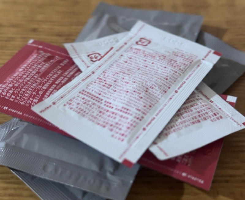 1：壊れているのに残しているもの, 2：賞味期限・使用期限がきれたもの, 3：今年一度も使わなかった季節のアイテム, 4：なんとなく取ってある紙袋・あき箱, 5：無料でもらったノベルティーやサンプル, 6：子どものプリントや作品, 完璧じゃなくていい。年末は「ひとつずつ手放す」だけでOK