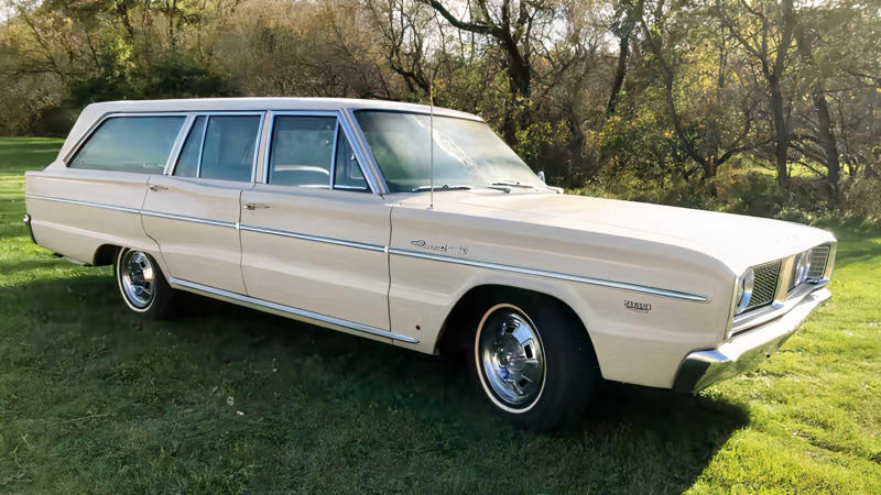             The 1966 Dodge Coronet 440 Is A Rare 325-HP Family Wagon        ,             How A 325-HP V8 Ended Up In A Mid-Size Mopar Wagon        ,             The Market Reality For A 383-Powered Coronet Wagon        ,             When Detroit Accidentally Built Muscle Wagons        