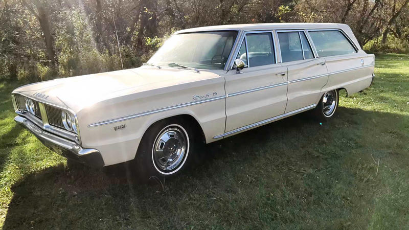             The 1966 Dodge Coronet 440 Is A Rare 325-HP Family Wagon        ,             How A 325-HP V8 Ended Up In A Mid-Size Mopar Wagon        ,             The Market Reality For A 383-Powered Coronet Wagon        ,             When Detroit Accidentally Built Muscle Wagons        