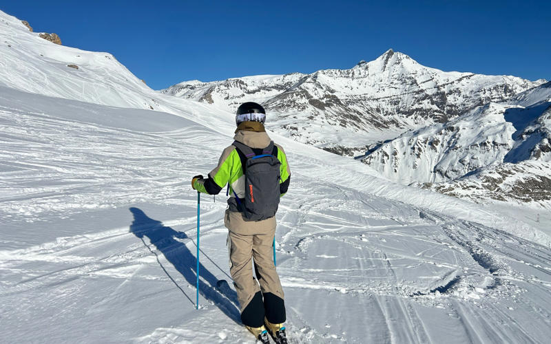 1. Best Buy Ski Backpack: Arva Explore 30, 2. Best Value Ski Backpack: Deuter Freecline 15, 3. Best Women’s Ski Backpack: Ortovox Free Rider 26 S, 4. Best Men’s Ski Backpack: Black Diamond Dawn Patrol 15, 5. Best Ski Touring Backpack: Osprey Firn 28, 6. Best Snowboarding Backpack: Dakine Heli Pro 20L, 7. Best Ski Backpack for a Clean Style: DB Snow Pro Backpack 32L, 8. Most Rugged Ski Backpack: Fjällräven Bergtagen Touring 30, 9. Best Ski Backpack for Sustainability: Osprey x Houdini Allt 30, 10. Best Lightweight Ski Backpack: Patagonia SnowDrifter Pack 20L, 11. Best Ski-specific Freeride Backpack: Peak Performance Vertical Ski Backpack 25L, 12. Best Ski Backpack for Stability and On-the-go Snacking: Rab Khroma 30L Ski Pack, 13. Best Ski Backpack for On-the-fly Glove Stowage: The North Face Slackpack 2.0 Daypack