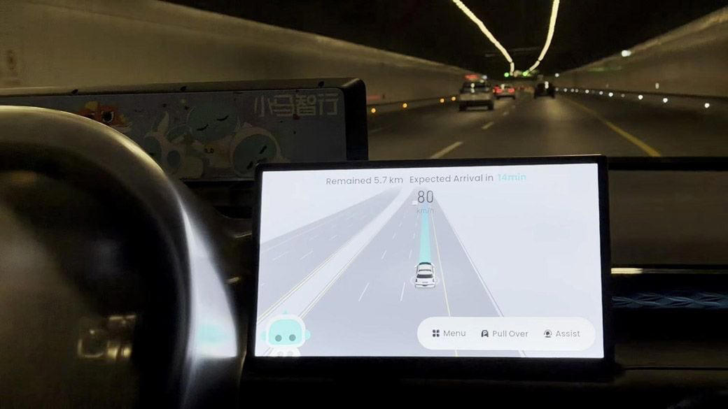 中国・深圳で完全無人タクシーに乗車した感想, 70％のコスト削減を実現, グーグル出身者が創業、ナスダック上場, 日本勢は実証段階、商用化に壁, 技術・規制・スピード、すべてで差