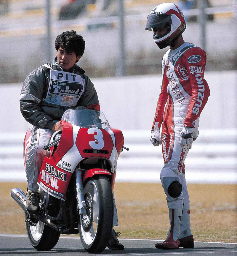 「速くなればヒーローになれる、なりたい」レーサーレプリカブームの時代, ホンダ｜さまざまな手法を検討しV4をレースの主戦力に, ヤマハ｜FZRからYZFへ､並列4気筒で4ストロークを牽引した, スズキ｜充実したヨシムラキットパーツでTTF-3を善戦, カワサキ｜遅れてやってきた巨人は貯めていた力を存分に発揮する, 関連のおすすめ記事