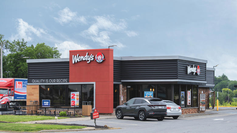 21. Jack in the Box, 20. White Castle, 19. Burger King, 18. Carl's Jr., 17. McDonald's, 16. Wendy's, 15. Checkers/Rally's, 14. Freddy's, 13. Smashburger, 12. Red Robin, 11. Steak 'n Shake, 10. Fatburger, 9. Bareburger, 8. Whataburger, 7. 7th Street Burger, 6. BurgerFi, 5. Habit Burger and Grill, 4. Culver's, 3. Shake Shack, 2. Five Guys, 1. In-N-Out Burger