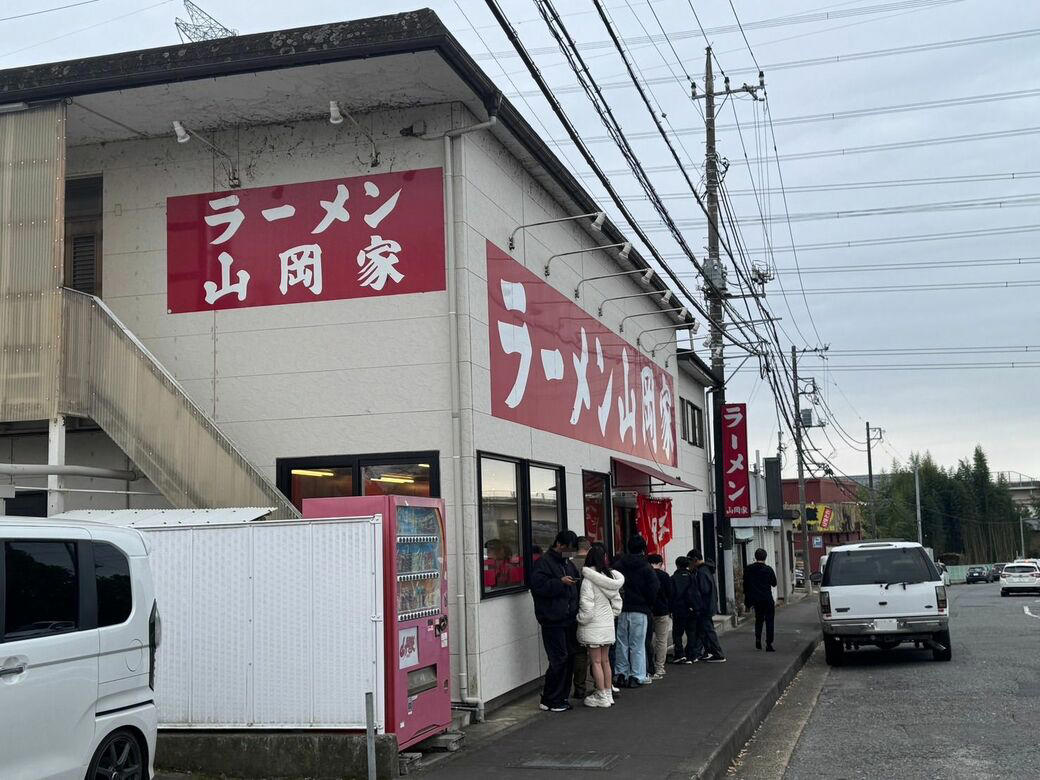 「41カ月連続増収」という離れ業も達成, あえて“スローな”出店スピード, 東京23区には出店していない, アプリの導入で若年層が急増, 「人に投資をする」ラーメンチェーン店, 「納得のいくスープ」を作れなければ出店しない, 「山岡家」の伸びはさらに高まる, 「規模の拡大」を追いかける時代は終わった