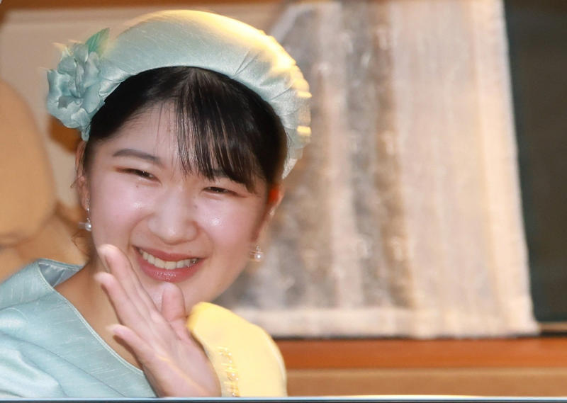 ■愛子さまと雅子さまが撮影した美海, ■美しい海を願って, ■非常階段を登った母猫とセブン, ■ビルの7階で保護したから