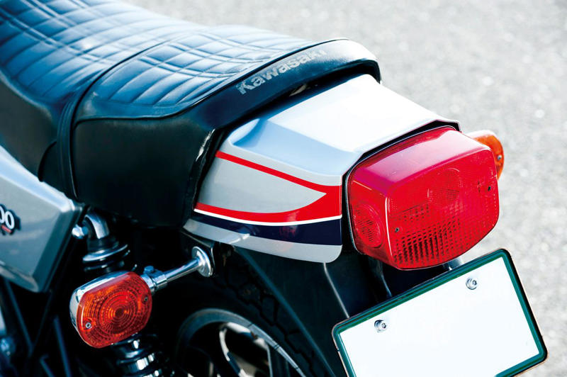 カワサキ「Z400FX」（1979年）の概要, カワサキ「Z400FX」（1979年）の各部装備・ディテール解説, カワサキ「Z400FX」（1979年）の主なスペック・当時価格, 関連のおすすめ記事