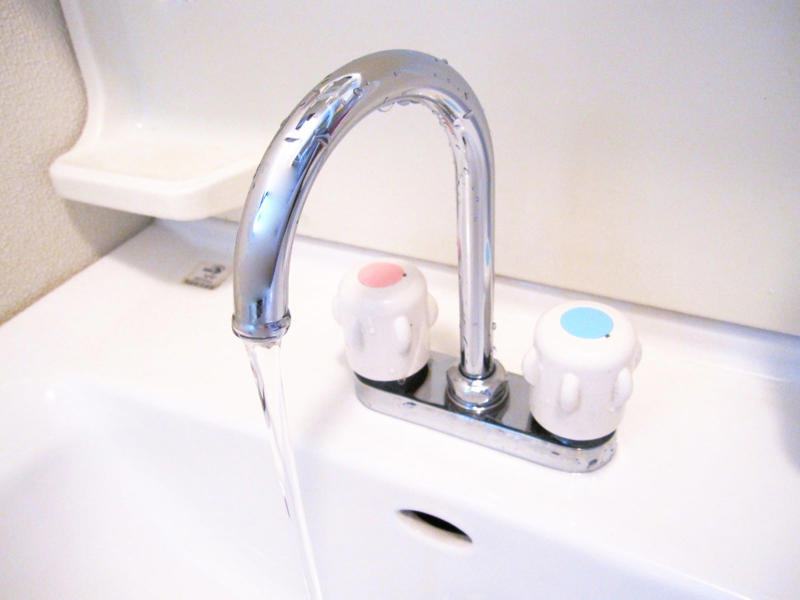 NGその１.トイレの詰まり解消に使う, NGその2．ブラシを使う, NGその3．熱湯で流す, 正しい使い方で安全にパイプ掃除を