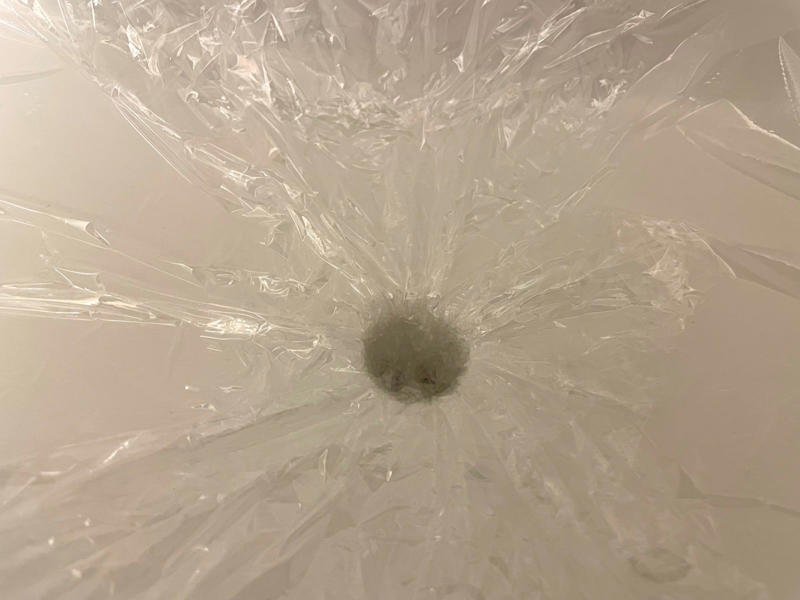 1．クエン酸スプレーを吹きかける, 2．ラップで湿布する, 3．スポンジでこする, 4．水拭きで仕上げる