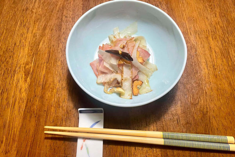 ■「大根の皮ペペロンチーノ」の材料, ■材料をさっと炒めるだけ, ■調味料で使ってないのに最強のおつまみ, 【投稿】「大根の皮ペペロンチーノ」