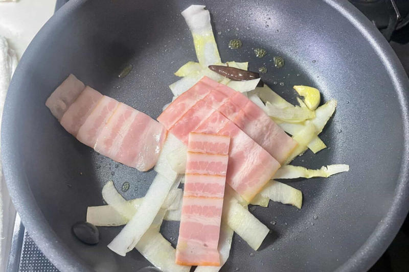 ■「大根の皮ペペロンチーノ」の材料, ■材料をさっと炒めるだけ, ■調味料で使ってないのに最強のおつまみ, 【投稿】「大根の皮ペペロンチーノ」