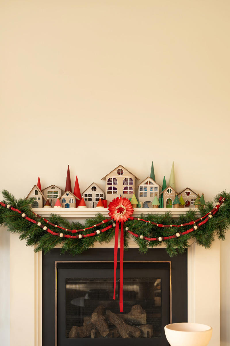 Paper Bag Stars, Paper Fan Garland, Christmas Village, Pasta garlands, Coffee filter blooms, Christmas Trees & Santa Hats