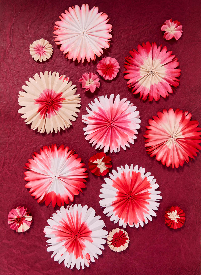Paper Bag Stars, Paper Fan Garland, Christmas Village, Pasta garlands, Coffee filter blooms, Christmas Trees & Santa Hats