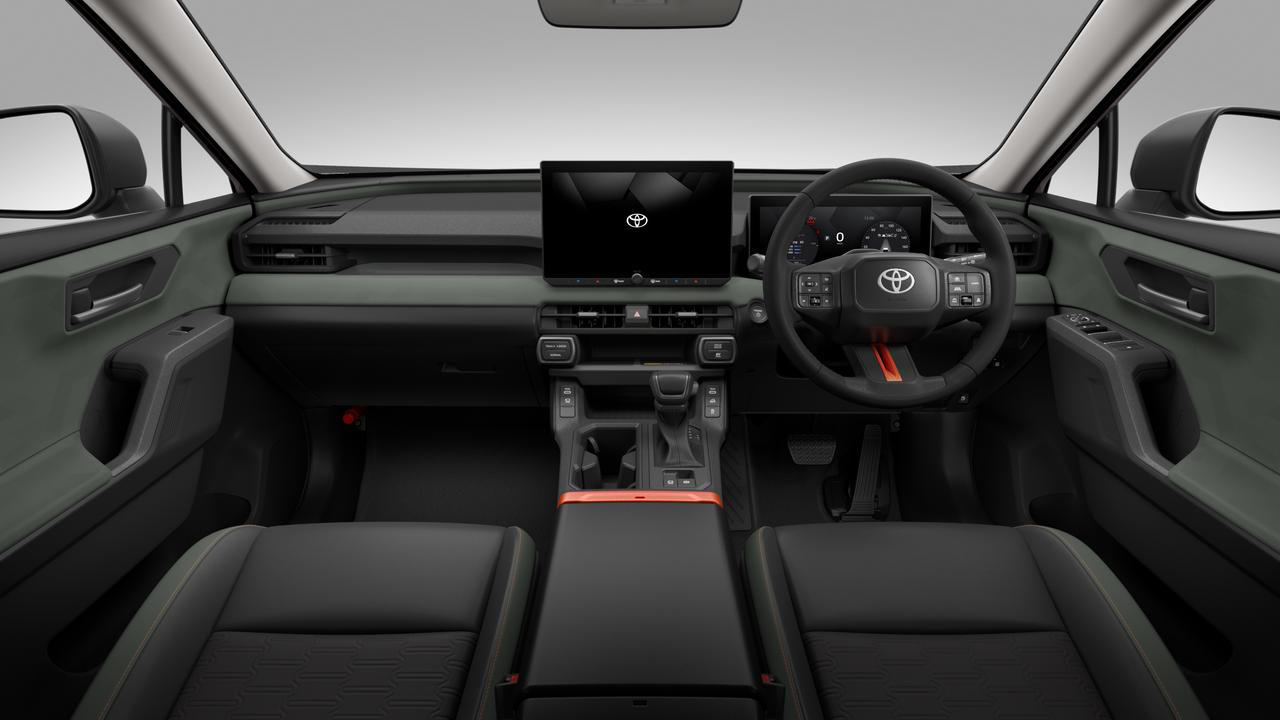 SUV戦国時代のいま、新型RAV4が選んだ大胆な方向転換, 「外で使うSUV」であることを視覚的に訴え, 電動化×知能化が変えたのは「性能」ではなく「体験の質」, 「高いSUV」ではない。SUVの基準を引き上げる存在だ