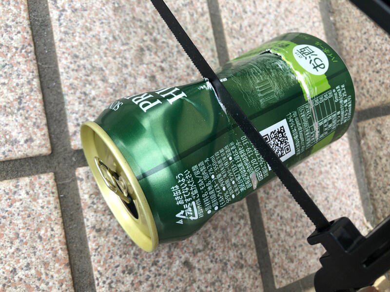 【ダイソーのノコギリ1】力があまりいらない「木工用のこぎり」, 【ダイソーのノコギリ2】金属を切れる「フレームのこ」, 【ダイソーのノコギリ3】アルミニウムなどに使える「ファミリーソー」, 切る「素材」を確認する, 初心者は「折り込み式」か「カッター型」が安心, 使用後の「お手入れ方法」もセットで考える, ダイソーのノコギリは粗大ごみ解体でも使える？, ダイソーのノコギリの売り場はどこ？, ダイソーのノコギリは切れない？ 口コミはどう？, ダイソーには電動ノコギリも販売されている？