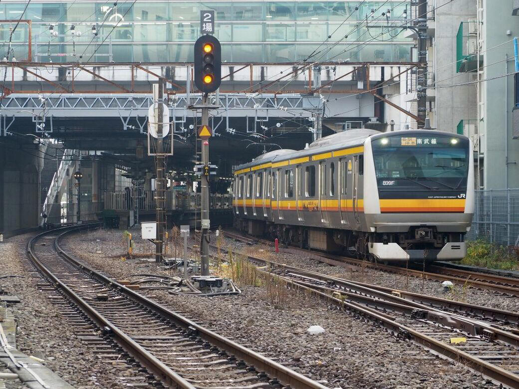 なぜ遅延が拡大？, 一部ダイヤ見直しで「安定性向上」, 南武線特有の原因はある？, 他線のワンマン化に知見は生きるか