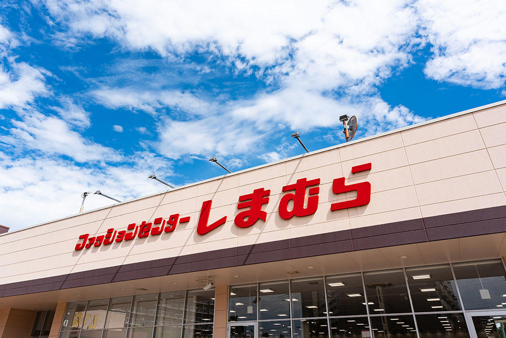 ポイント1：大人の上品カジュアルにぴったりなデザイン, ポイント2：形を変えて2WAYで使える！, ポイント3：開口部にマグネット付きで防犯上も安心, ポイント4：一泊の荷物も収納可能な大容量サイズ, ポイント5：内側には便利な2つのポケット付き, ポイント6：底板＆底鋲付きで自立可能！, ポイント7：長めのハンドルで肩がけできる