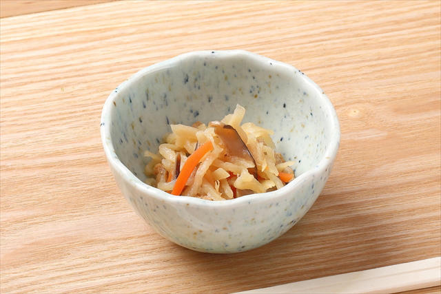 空をテーマにした新名物「天空むすび」, 山頂で味わう「天空むすびセット」, 見た目も楽しい新ドリンクにも注目, 元日から3日間限定のオープニング特典も, 山頂の景色と調和する、明るく開放的な空間へ, SUSABINOキッチン・SUSABINOテラスへのアクセス