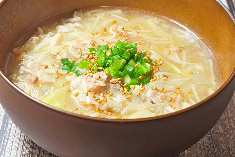 ■「旨塩ねぎ豚スープ」の材料, ■炒めて煮て、とろみをつけて完成, ■栄養満点でうどんとも相性抜群, 【動画】旨塩ねぎ豚スープ