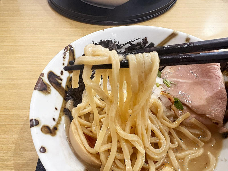 『中華そば 石黒』とは, 【期間限定】「だし薫る 渾身のカレーつけ麺～2種の麺食べ比べ～」, 【看板メニュー】極にぼ特製, その他のメニュー, アクセス／店舗情報