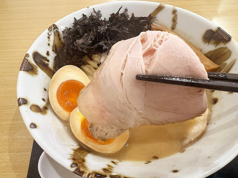 『中華そば 石黒』とは, 【期間限定】「だし薫る 渾身のカレーつけ麺～2種の麺食べ比べ～」, 【看板メニュー】極にぼ特製, その他のメニュー, アクセス／店舗情報