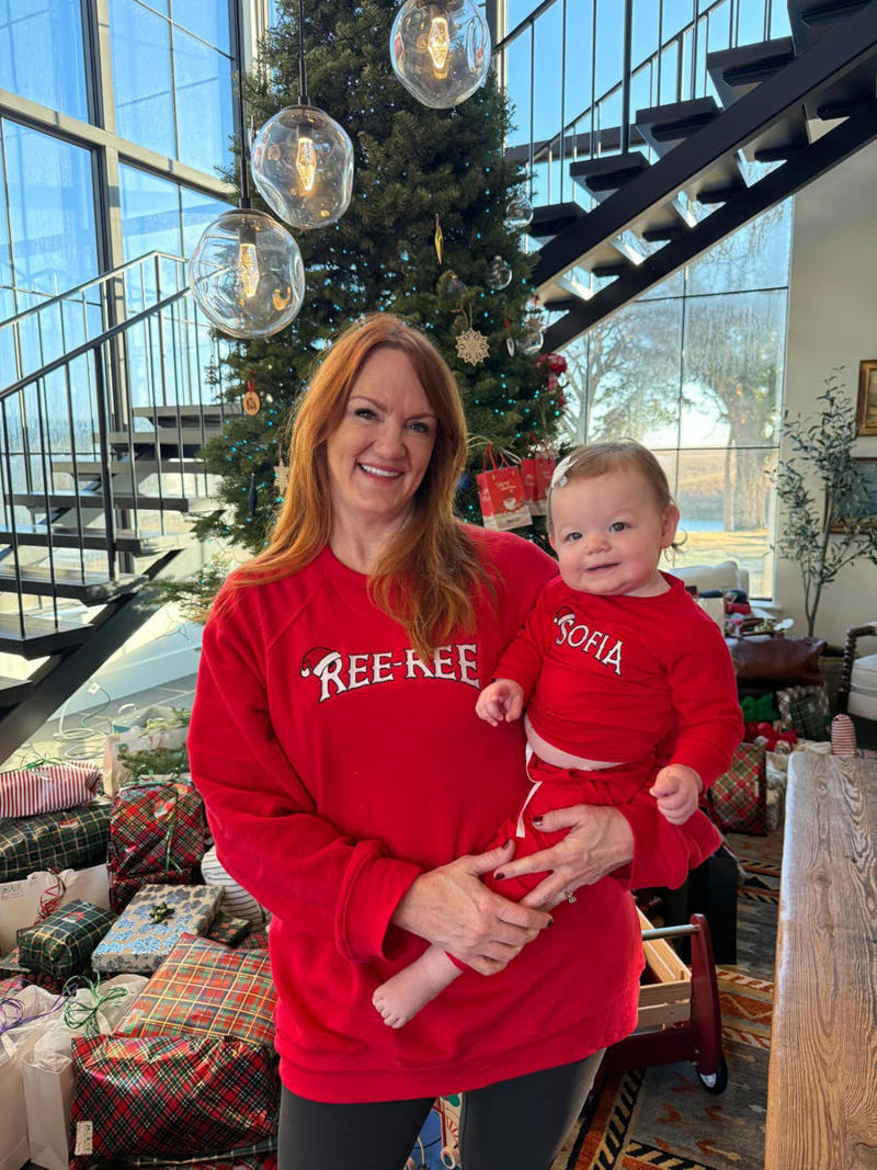 Good morning, Sunshine!, Merry Christmas, Sofia!! , Ree Ree Gets a Pic, Too!, Pre-Present Bottle, Let the Gifts Begin!, Her First Tracksuit , Baby Carhartt for the Win, My Favorite Photo, Happy Ree Ree