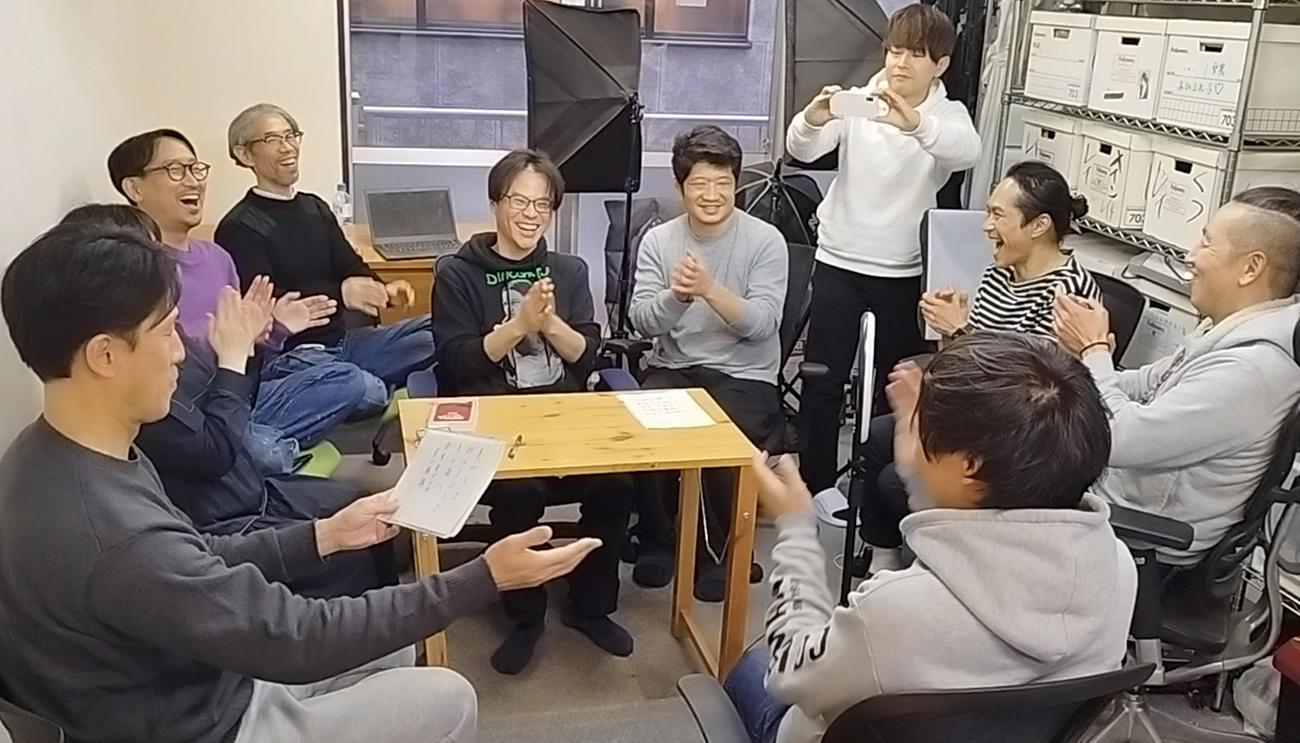 ・「年忘れ」の記載箇所, ・スマホアプリで現代語訳してみた, ・背景からも読み解いてみた, ・忘年会スタート, ・上の句：GO羽鳥, ・下の句：P.K.サンジュン, ・上の句：原田たかし, ・下の句：砂子間正貫, ・上の句：御花畑マリコ, ・上の句：佐藤英典, ・下の句のリアルタイム感, ・お母さんシリーズ, ・やってみて思ったこと