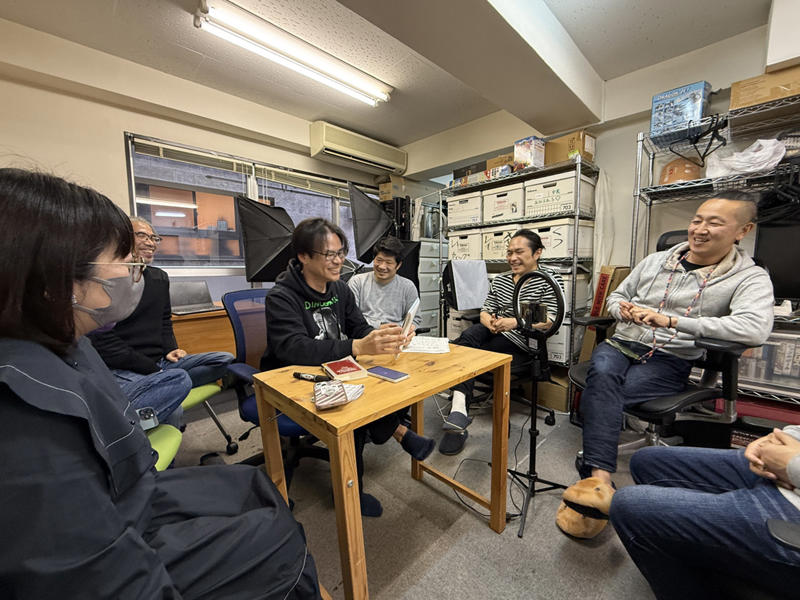 ・「年忘れ」の記載箇所, ・スマホアプリで現代語訳してみた, ・背景からも読み解いてみた, ・忘年会スタート, ・上の句：GO羽鳥, ・下の句：P.K.サンジュン, ・上の句：原田たかし, ・下の句：砂子間正貫, ・上の句：御花畑マリコ, ・上の句：佐藤英典, ・下の句のリアルタイム感, ・お母さんシリーズ, ・やってみて思ったこと