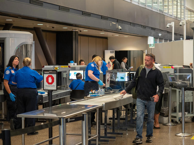      Best of Metro Deals   , What do people think of this new policy?, What else may be reviewed by US officials?,      What information would travellers be required to provide?   