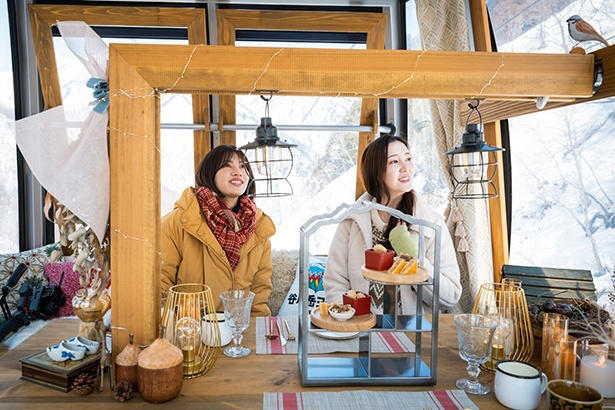 昨シーズン大好評だった本プラン。利用しやすくなって今シーズンも登場, 雪舞うゴンドラクルーズピクニック(そらピク)をおすすめする3つのポイント, ピクニックを楽しんだあとはこちらもおすすめ, 「雪舞うゴンドラクルーズピクニック」概要, 谷川岳ヨッホ by 星野リゾート