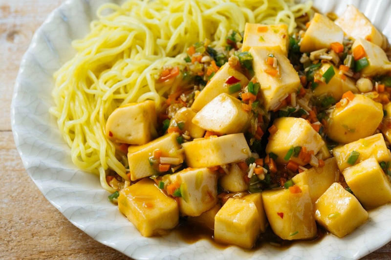 ●1：高タンパク・低脂質, ●2：野菜をたして増量, ●3：油は1品につき、小さじ1まで, ●4：主食の量は固定する, ●5：1日1食ねこくら式レシピに置き換え！, ●はんぺん麻婆焼きそば