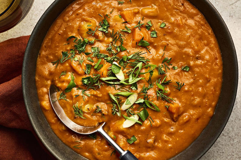 Shorbat Adas (Red Lentil Soup with Vegetables), Yogurt Rice, Turmeric Lamb Kebabs, Fattoush, Chicken Biryani, Zeytinyağli Yaprak Sarmasi (Vegetarian Stuffed Grape Leaves), Beef Mafé (West African Peanut Stew), Stuffed Eggplant with Spiced Beef and Pine Nuts, Tchicha Bel Za'atar (Barley Soup with Wild Thyme), Knafeh (Shredded Phyllo and Cheese Pie), Doro Wat Chili (Spicy Ethiopian-Style Chicken Chili), Lamb Martabak, Nasi Goreng Jawa (Javanese Fried Rice), Chicken Yassa with Fonio, Chocolate-Hazelnut Baklava, Yayla Çorbası (Turkish Yogurt Soup) with Velibah, Thiéboudienne (Senegalese Jollof Rice and Fish), Aloo Samosas, Chicken Hummus Bowl, Obe Ata (Nigerian Chicken, Tomato, and Pepper Stew), Kibbeh Bil Sanieh, Beef-and-Fonio Meatballs with Sweet Potato Stew, Roasted Carrots with Preserved Lemons and Dates, Ka'ak Bi Tamer (Cinnamon-Date Paste–Filled Cookies), Saffron Chicken Tagine