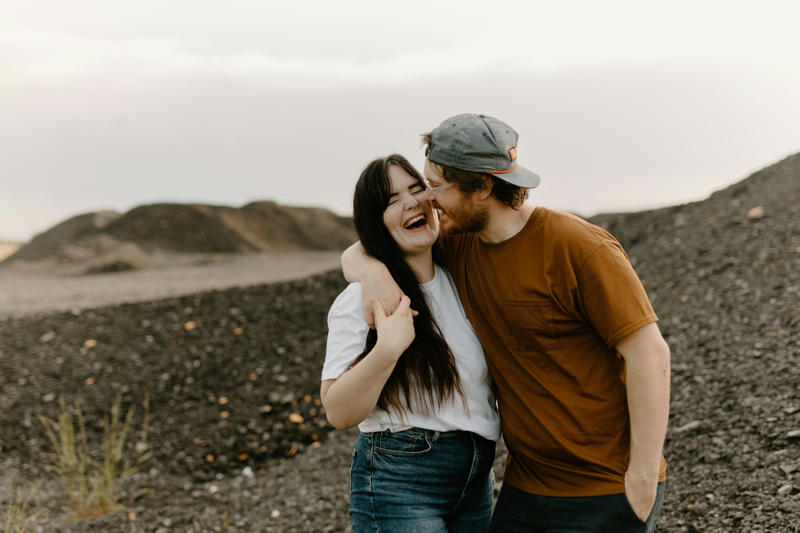 5 things men look for in a partner and 5 things they fear, Authenticity , Solidarity , Kindness , Sharing passions , Lack of confidence , Control , Excessive criticism , Dependence , Lack of communication