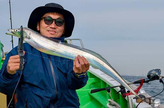 冬カワハギといえば“肝和え”, 寒ヒラメは刺身が段違い, 脂が乗る冬は刺身と照り焼きが双璧, 炙りが鉄板だけど、ぬか漬けもおすすめ, しゃぶしゃぶで旨味を引き出す, 冬タチは炙りがベストアンサー