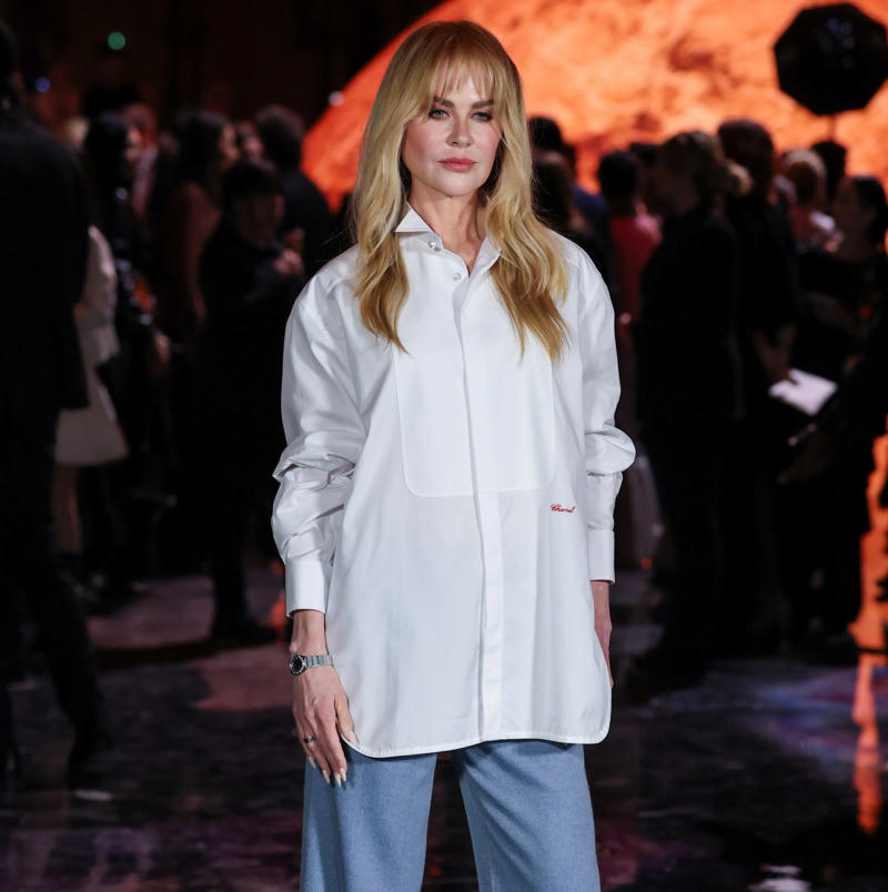 January blues, The literary look, Oversized white shirts, Polka dots, Bags with chain handles, Glove flats, Flowing/loose trousers, Brooches