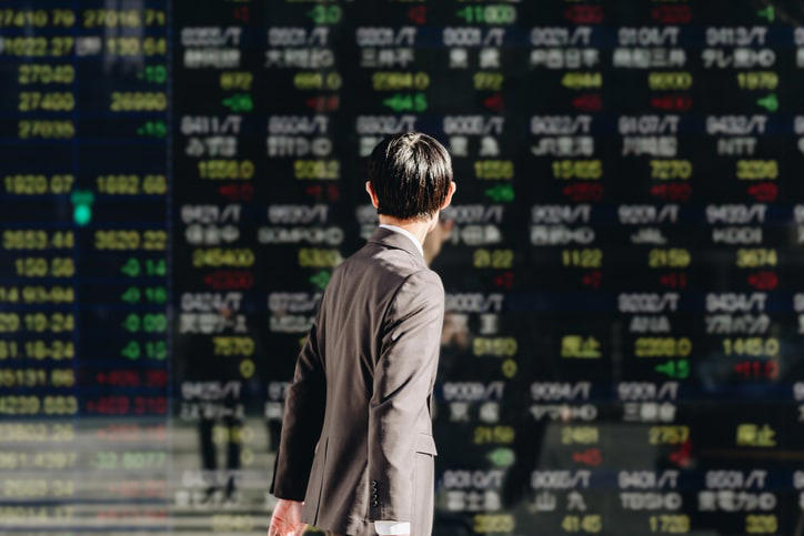 お金に苦労したから「お金持ち」に興味がわいた, 株式投資で損してしまう人とは, 現金を「貯める」だけでは資産価値は減っていく, お金のことばかり考えたくはない