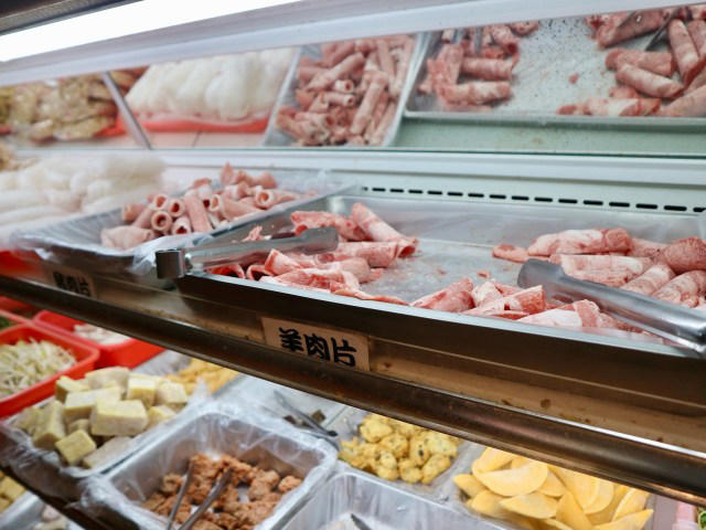【台北でヤンロウルーの食べ放題！】, 【具材が取り放題！】, 【どうやって食べるの？】, 【予約がおすすめ】