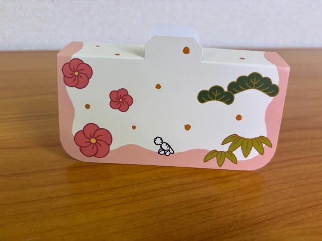 ・新春福袋2026～ふわふわ～（4620円）, ・こだわりのオリジナルグッズの数々, ・鎌倉紅谷の定番お菓子がたっぷり！, ・今年も大満足のセット！