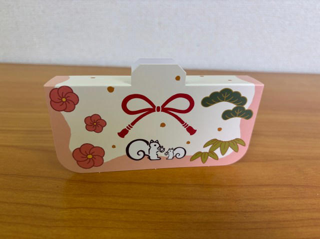 ・新春福袋2026～ふわふわ～（4620円）, ・こだわりのオリジナルグッズの数々, ・鎌倉紅谷の定番お菓子がたっぷり！, ・今年も大満足のセット！