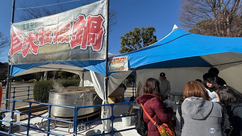 「広島ふるさと祭り」はどこで開催している？, 【毎日先着200名】「超巨大牡蠣汁」の無料配布！, お好み焼きや尾道ラーメンなど全12店が揃う「広島グルメ祭」, 日本酒100銘柄を利き酒できる「日本酒利き酒祭」, トークショーやライブなど豪華ステージも開催！