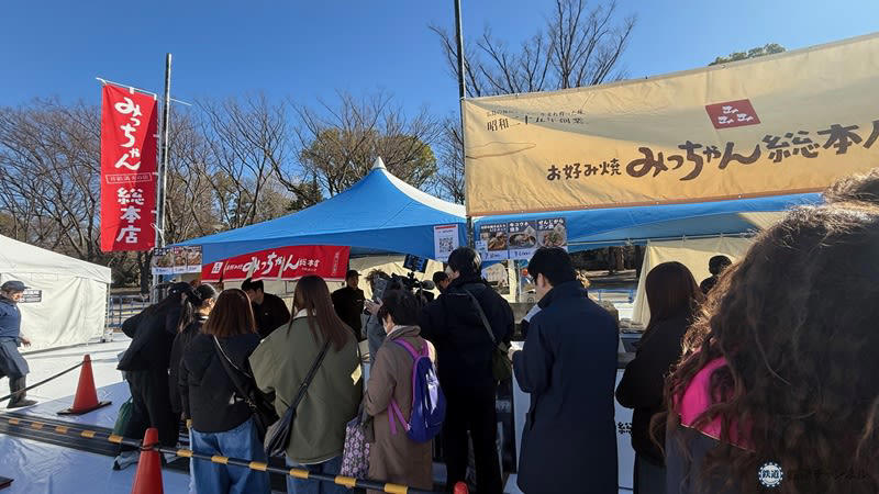 「広島ふるさと祭り」はどこで開催している？, 【毎日先着200名】「超巨大牡蠣汁」の無料配布！, お好み焼きや尾道ラーメンなど全12店が揃う「広島グルメ祭」, 日本酒100銘柄を利き酒できる「日本酒利き酒祭」, トークショーやライブなど豪華ステージも開催！