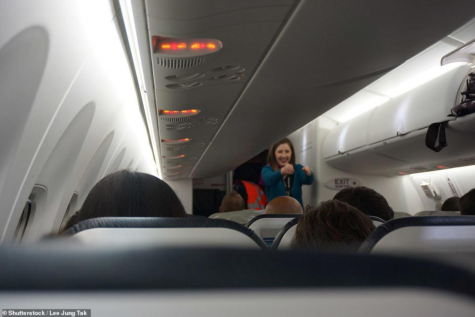 Green flying shows up directly on your ticket Border checks to move to your phone, 7 changes to flying coming in 2026 for UK travellers, The half‑empty flight quietly disappears, More long‑haul flights from smaller cities, but often on narrower aircraft, Cabin baggage becomes the real battleground, not the ticket price, Green flying shows up directly on your ticket, AI quietly decides how your disruption is handled, Non‑average travellers force change but have to fight harder for it, What this means for passengers and how to prepare
