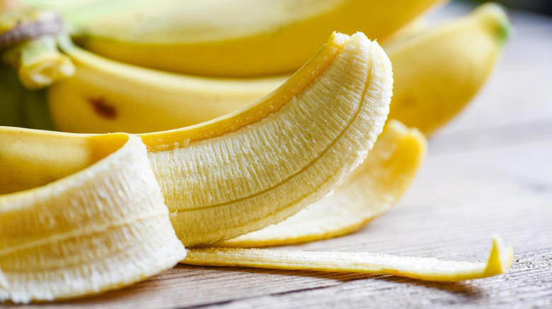 Bananas Twinkies, Red Delicious apples, Pizza Hut, Jaffa Cakes, Butterfingers