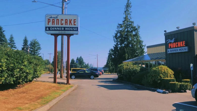 Geraldine's Counter, Crystal Creek Cafe, Wayward Vegan Cafe, The 5 Point Cafe, North Star Diner, Dreamland Bar & Diner, The Original Pancake House, Mukilteo Speedway Cafe, The Maltby Cafe, Family Pancake House, The Madison Diner, Methodology