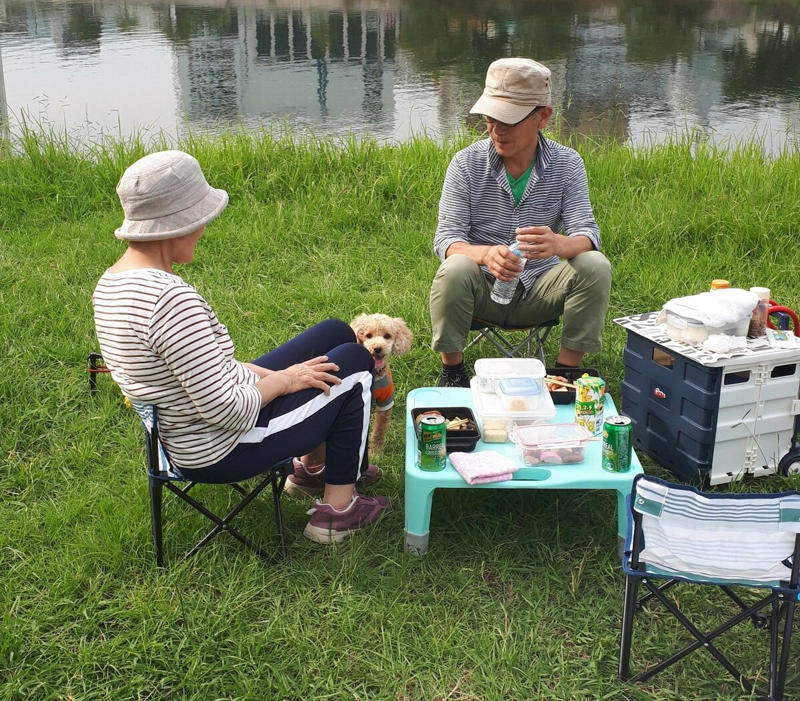 今の時代、親との同居生活はどう過ごす？, 家事や育児を分担できてありがたい！, 息抜きできる場所がない…思わぬデメリットも, ケンカはあれど、同居なら「親をサポート」しやすい