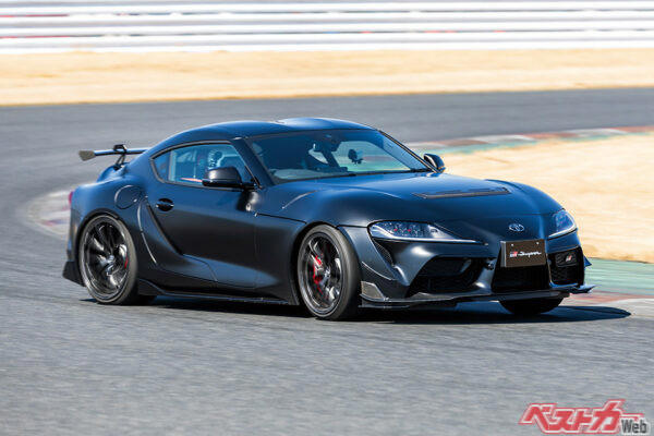 R35GT-R：2025年8月26日生産終了, レガシイアウトバック：2025年3月31日受注終了、2025年12月末生産終了, レクサスIS：2025年9月販売終了, レクサスRC F：2025年11月生産終了, GRスープラ：2026年3月生産終了予定, レクサスLC：2026年中生産終了予定