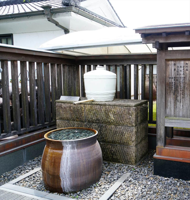 ドラッグストア「コスモス」, 本格芋焼酎「霧島」, 天孫降臨（建国）, 日向ひょっとこ踊り