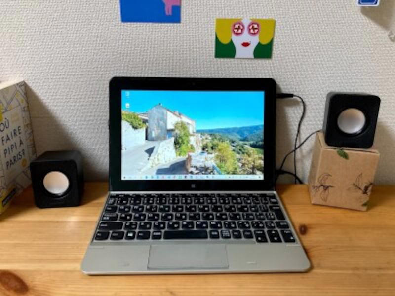 ダイソーのスピーカーの良い口コミ, ダイソーのスピーカーの悪い口コミ, ダイソーの「ミニスピーカー」の機能は？ 防水はある？, ダイソーの「ミニスピーカー」の音質は？ 他商品との比較, PC内臓スピーカーと比較, 【ダイソー】ラジオ型Bluetoothスピーカー「レトロスピーカー」は770円（税込）, 【ダイソー】2020年発売の「ワイヤレスBluetoothスピーカー（BTS-032A）」は防滴で660円（税込）, 【ダイソー】2021年発売の「Bluetoothスピーカー（SR9001）」は丸形の防滴で660円（税込）, 【ダイソー】スマホを置くだけ！ ペアリング不要「プットスピーカー」は1100円（税込）, ダイソーではお風呂で使える防水スピーカーも販売している？, ダイソーでは光るスピーカーも販売している？, ダイソーのスピーカーの売り場はどこ？, キャンドゥにもスピーカーが販売されている？