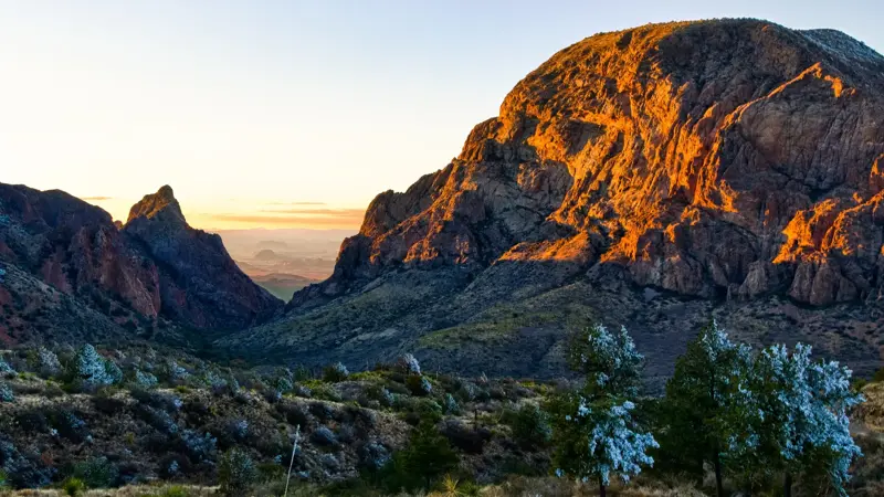 A surprising moment in Big Bend, One of America’s most remote parks, Desert trails full of surprises, A seasonal event in the Texas desert, The desert environment they call home, A spider common in the Southwest, Hidden homes across the landscape, What to do if you see tarantulas, Nature’s tough balance