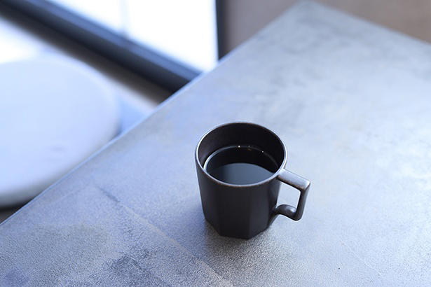 学生時代から培ったバリスタとしての経験, お客の好みをイメージした幅広い焙煎度の提案, 多くの人とコーヒーの魅力を共有できる場所に, 松田さんレコメンドのコーヒーショップは「THE HOOD COFFEE」